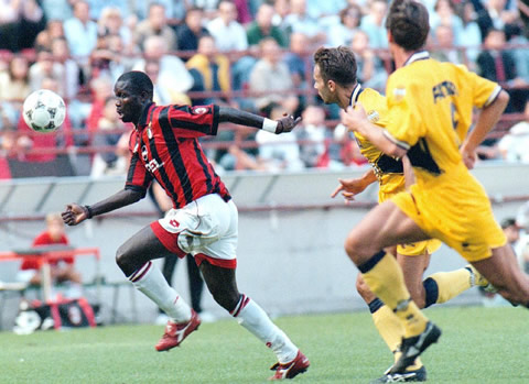 George Weah rincorso dai gialloblu