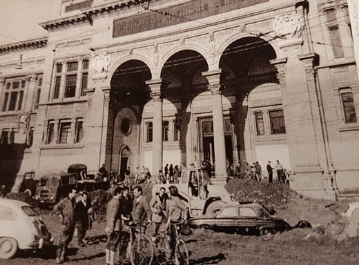 La Biblioteca Nazionale di Firenze dopo il ritiro delle acque